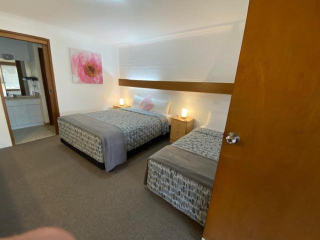 모텔 Orana Motor Inn