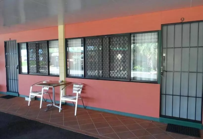 Oakey Motel