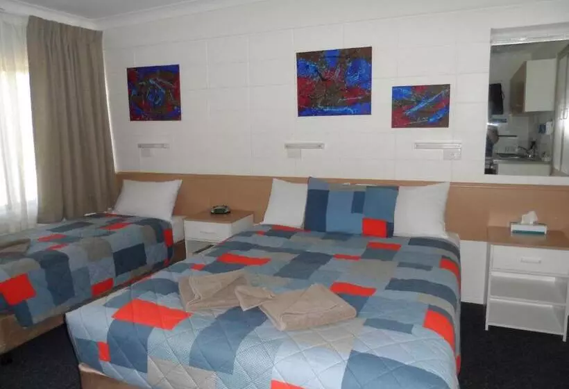 Oakey Motel