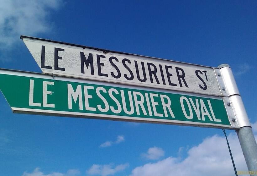 Oval Motel   Murray Bridge