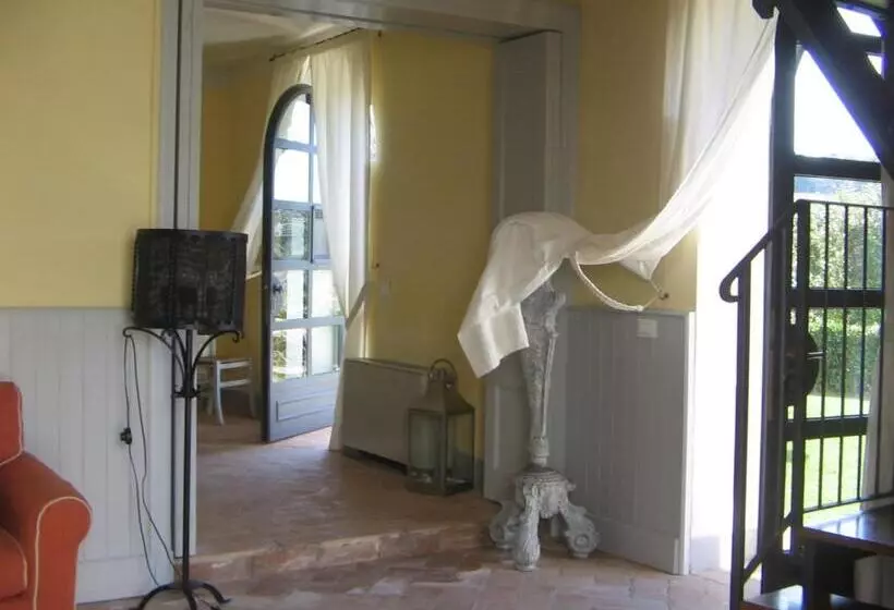 レジデンス Fonte Del Lupo