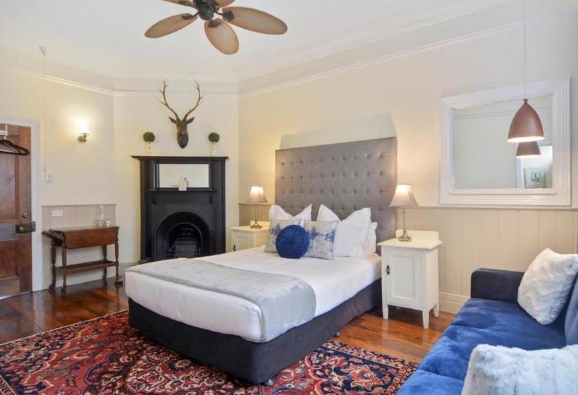 مبيت وإفطار The Pines