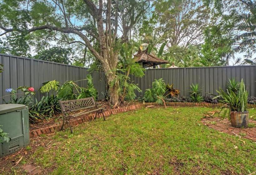 مبيت وإفطار The Pines