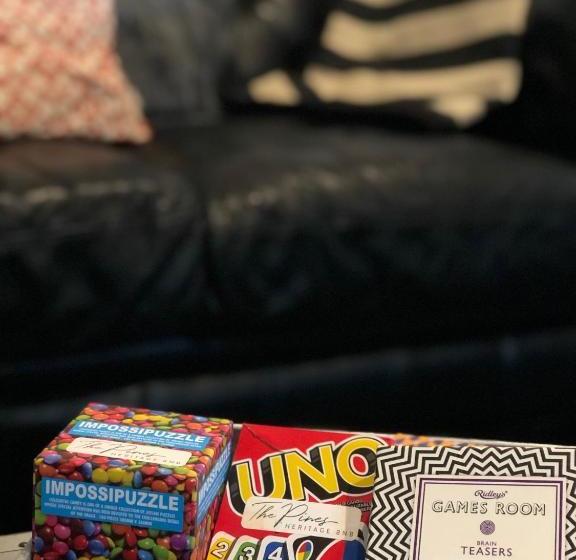 مبيت وإفطار The Pines