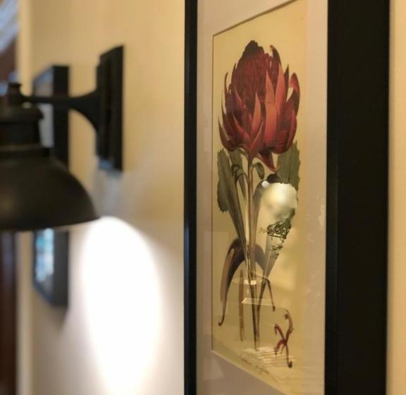 مبيت وإفطار The Pines