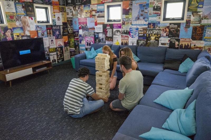 فندق صغير The Village Canberra