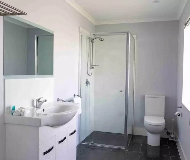 Wynnum Anchor Motel