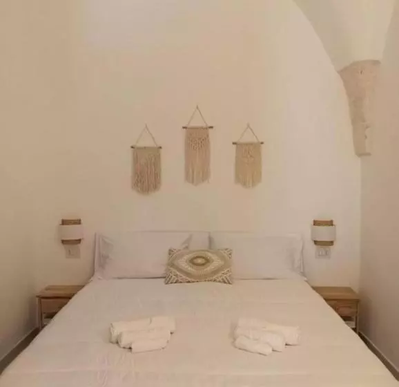 Aamiaismajoitus (B&B) Dimora Giulia, Luxury Suite And Spa