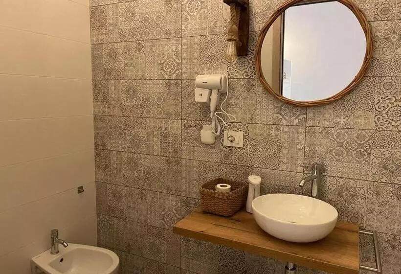 Aamiaismajoitus (B&B) Dimora Giulia, Luxury Suite And Spa