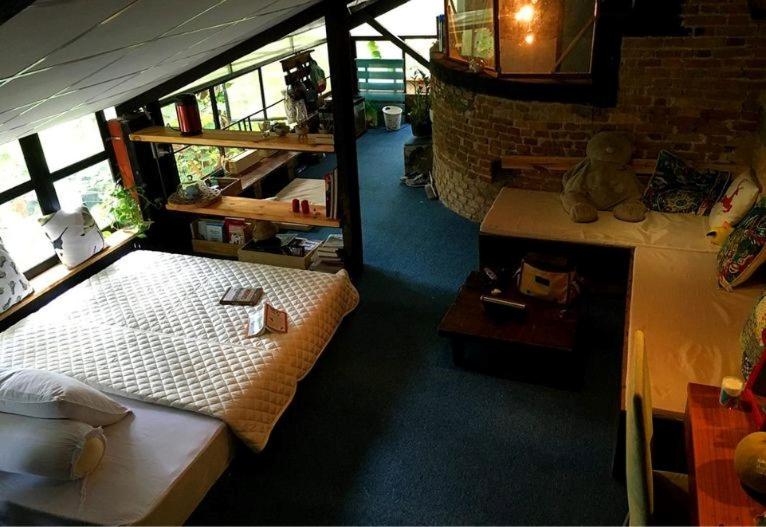 تختخواب و صبحانه Homestay Star209.1