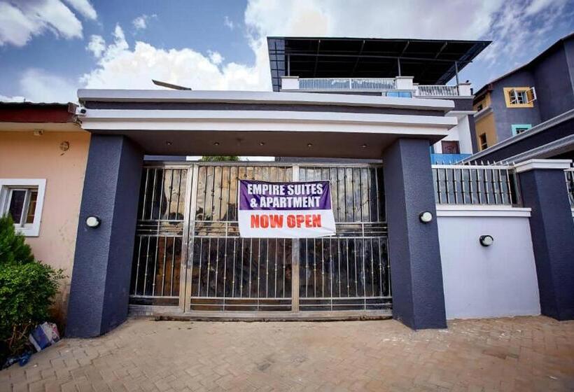 هتل Empire Suite And Apartments