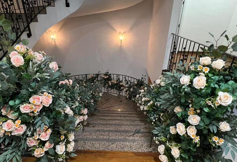 Отель Degarden House Klang