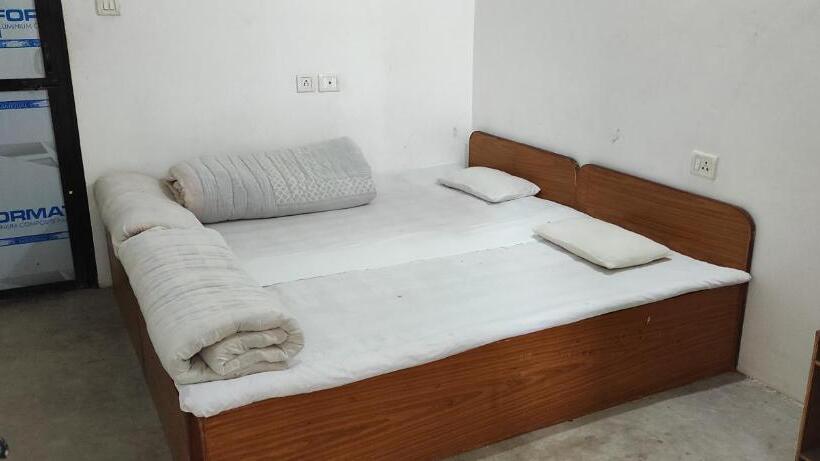 هتل Lumbini Village Garden Lodge