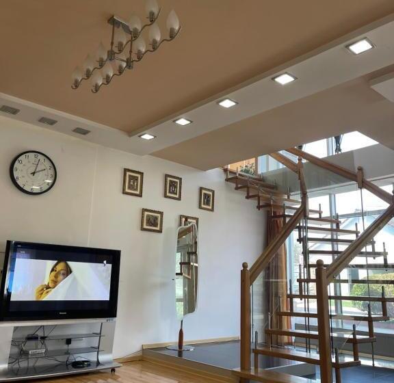 پانسیون Grand Villa In City Centre