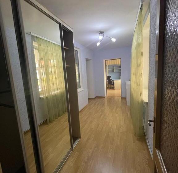 پانسیون Grand Villa In City Centre