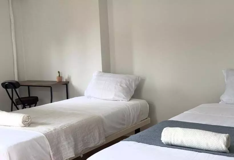 ペンション Kuukan House 宮古島