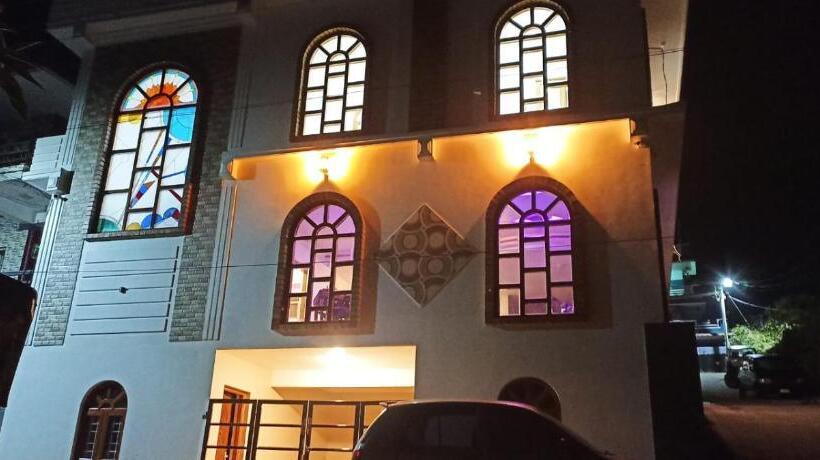 Nocleg ze śniadaniem Fem S Nest