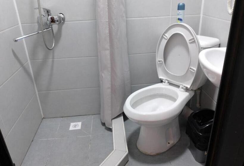 تختخواب و صبحانه Nice Trip