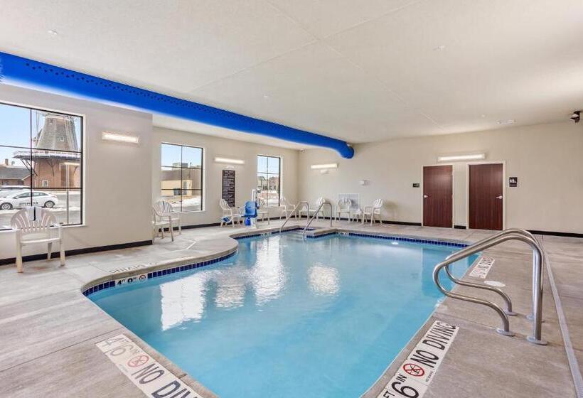 Cobblestone Hotel & Suites   Rhinelander