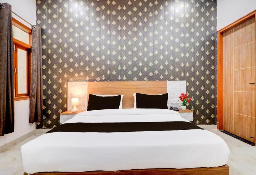 Hotel Super Collection O Nirvan