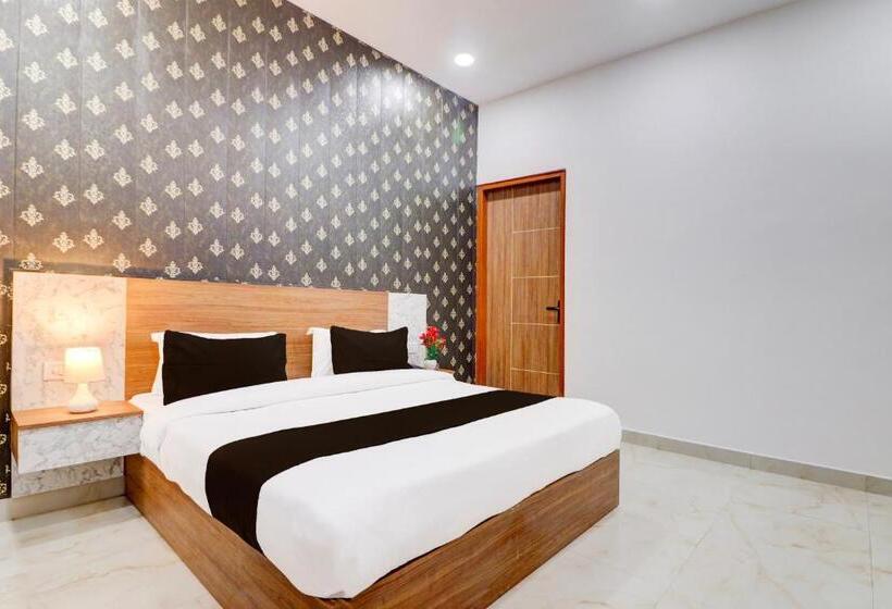 Hotel Super Collection O Nirvan