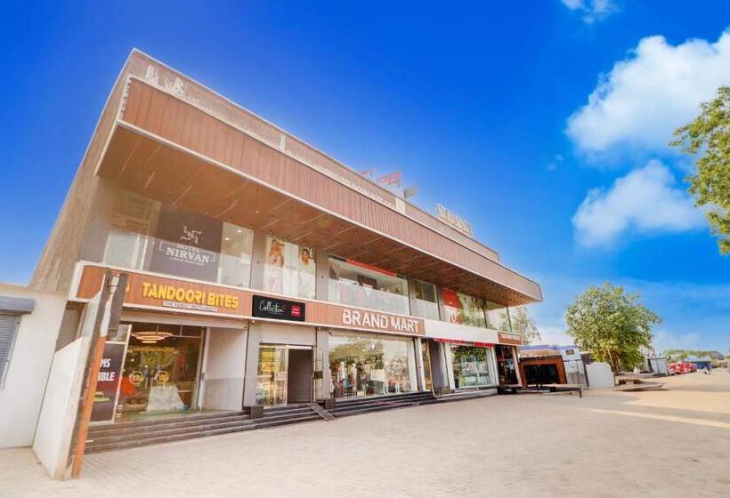 Hotel Super Collection O Nirvan