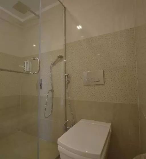 Dalhousie Hotel & Resort