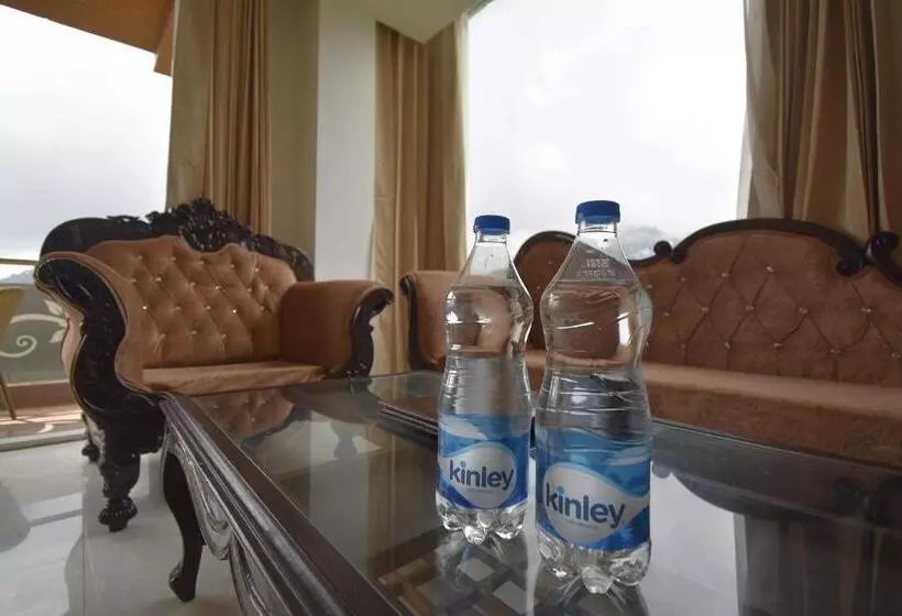 Dalhousie Hotel & Resort