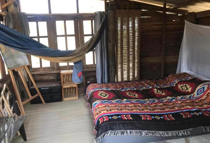 Hotel สวนบ้านนอก Suanbaannoak