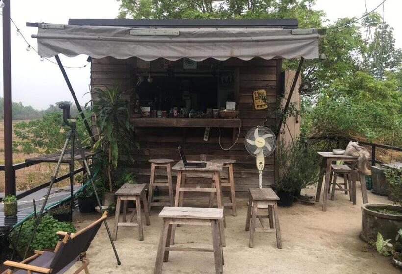 Hotel สวนบ้านนอก Suanbaannoak