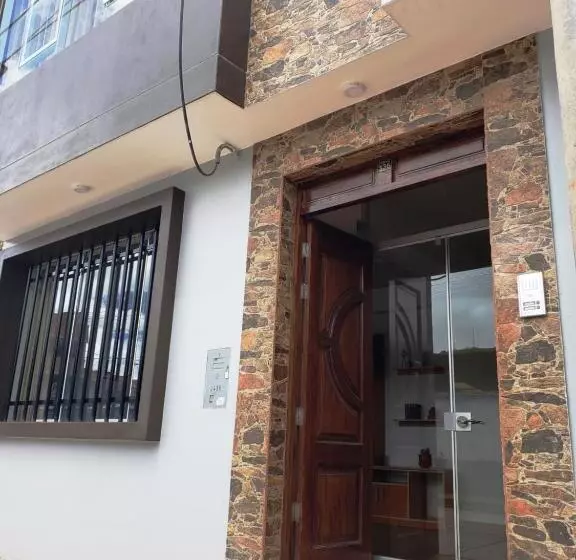 ホテル Hostal ñan Tika