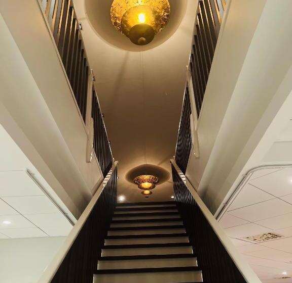 هتل L Toftalund Ab