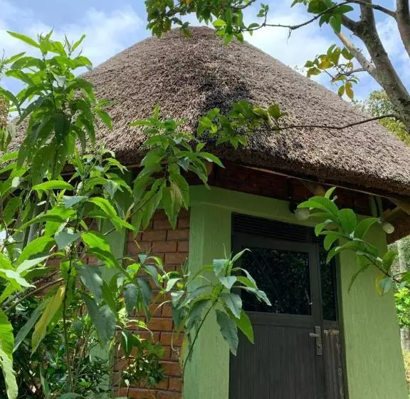 هتل Mpanga Nature Center