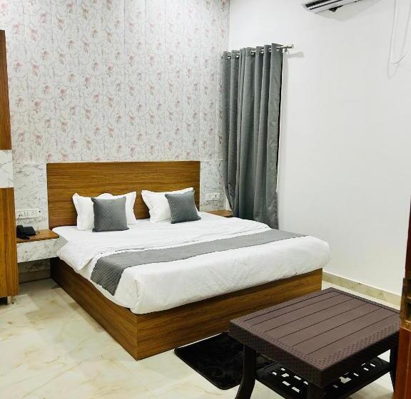 Hotel Super Collection O Nirvan