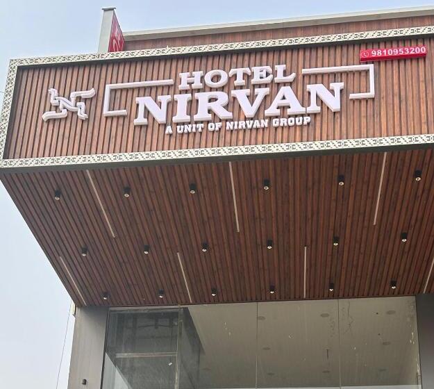 Hotel Super Collection O Nirvan