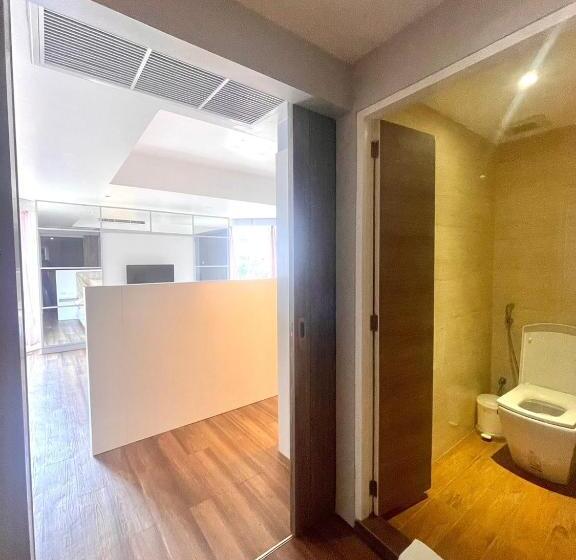 Szálloda Ocean Breeze Inn Beach Front