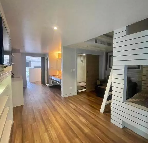 ホテル Ocean Breeze Inn   Beach Front