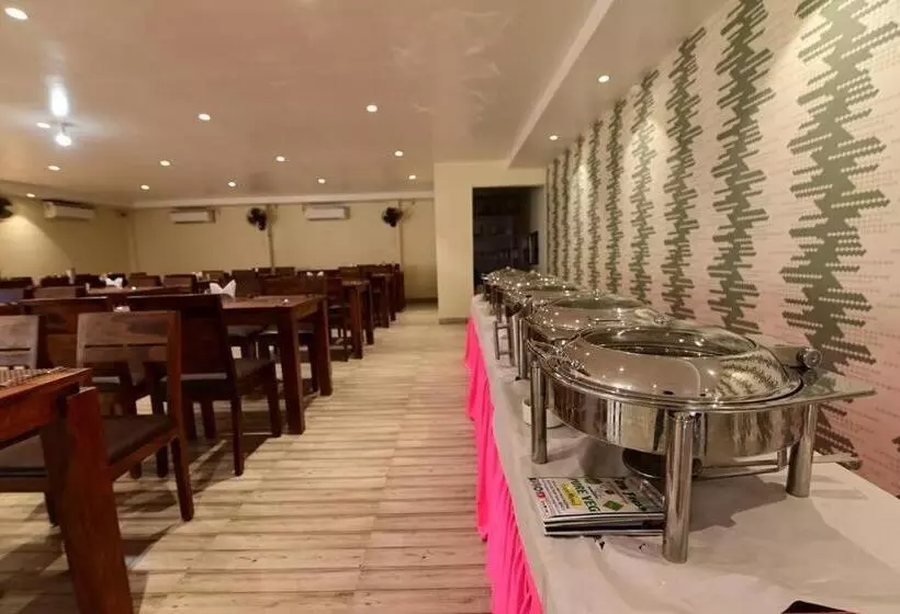 Hotelli The Byke Niranjana