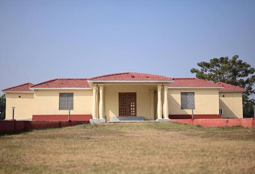 Hotel The Byke Niranjana