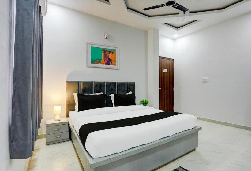 Oyo Flagship The Ashoka Hotel Restaurant And Banquet