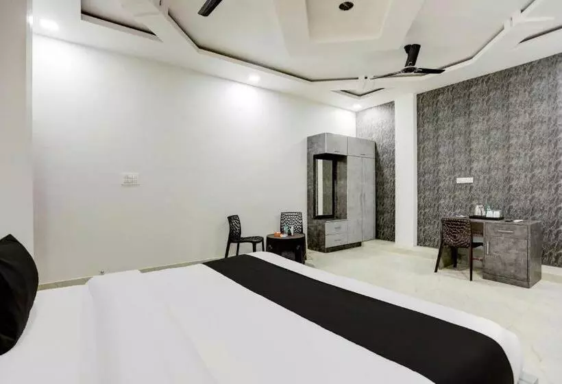 Oyo Flagship The Ashoka Hotel Restaurant And Banquet