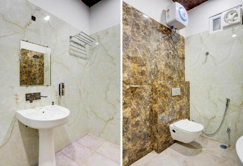 Oyo Flagship The Ashoka Hotel Restaurant And Banquet