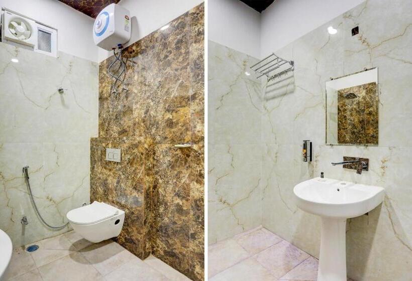 Oyo Flagship The Ashoka Hotel Restaurant And Banquet