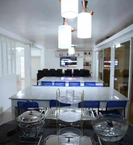 ペンション Grin Mcfly International Beachfront Guest House