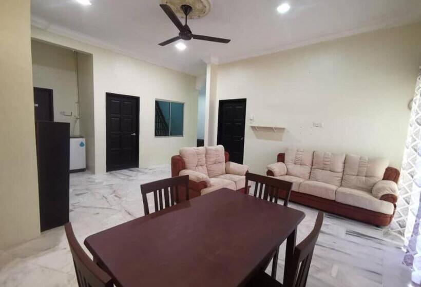 Pensjonat Kejora Guest House