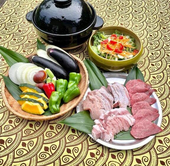 Pensió Wood Be Good Inn