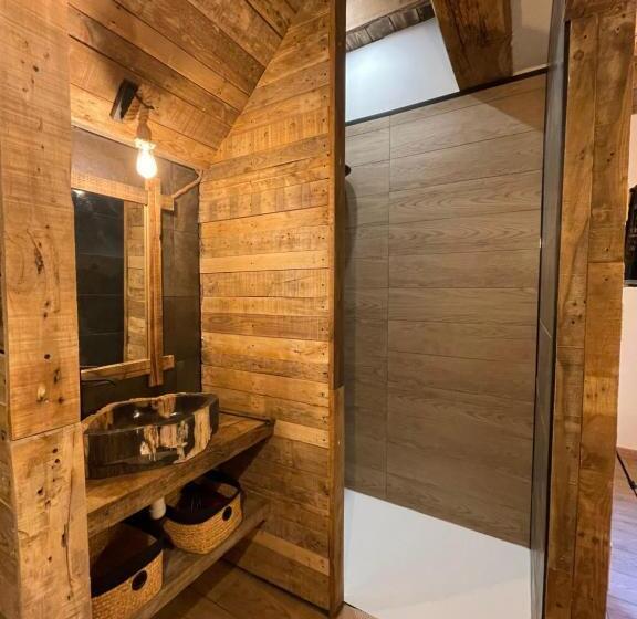 مبيت وإفطار Le Relais Des Caleches   La Chaleureuse