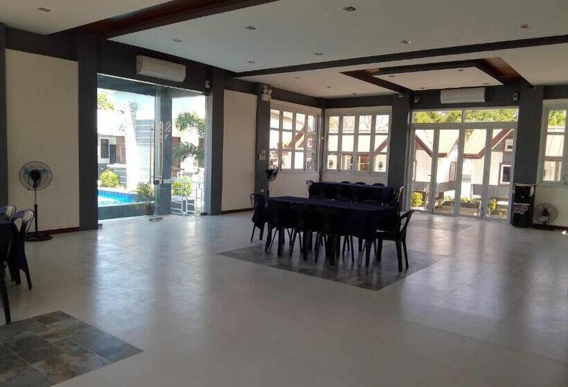 تختخواب و صبحانه Villa Alessa