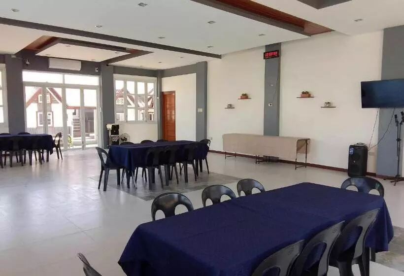 Aamiaismajoitus (B&B) Villa Alessa