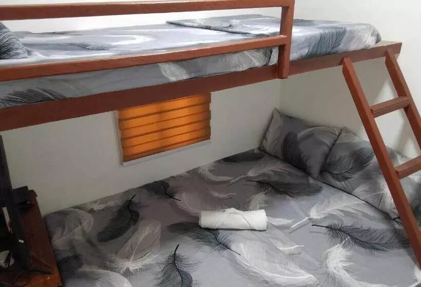 Aamiaismajoitus (B&B) Villa Alessa